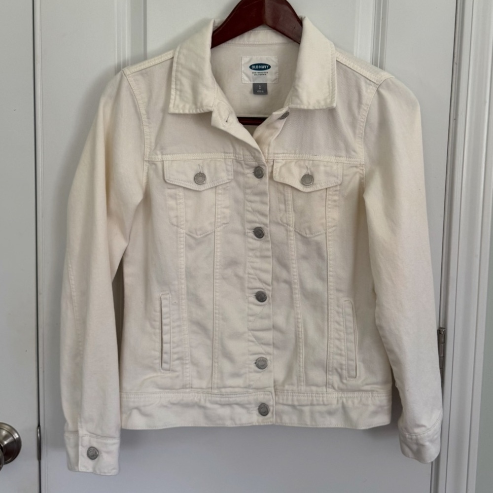 Old Navy White Denim Jacket - Picture 2 of 9